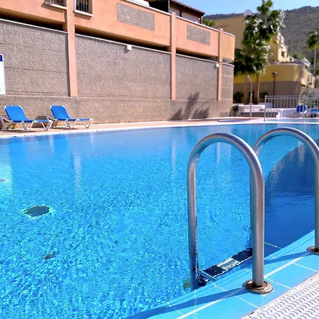 Tropicalidays Altos Del Roque Apartment *