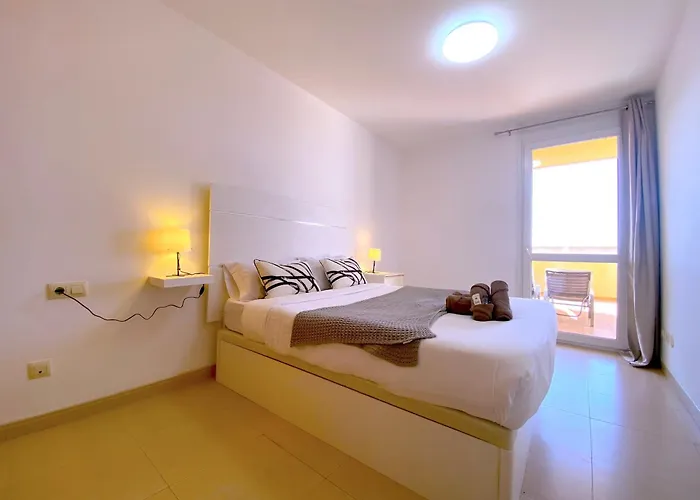 Tropicalidays Altos Del Roque Apartment